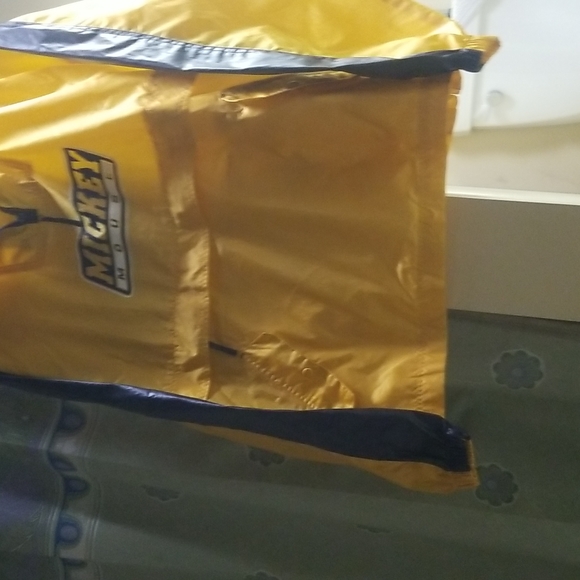 Mickey Mouse Disney Pullover Windbreaker Rain Jacket. - Picture 2 of 7